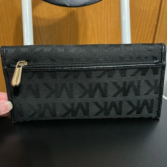 Michael Kors Handbag and Wallet - Picture 12 of 14